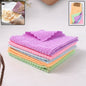 Pack of 5 super absorbent microfiber cleaning cloths laid flat
