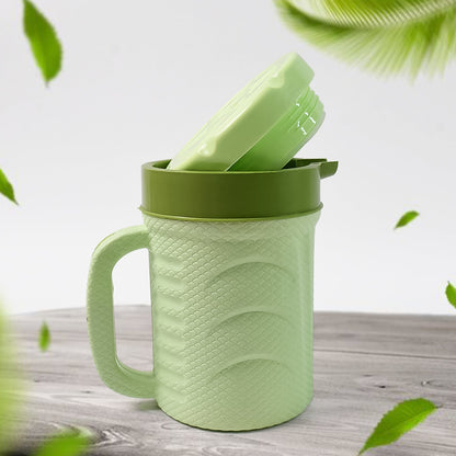 Stainless steel interior of insulated thermos flask for enhanced temperature retention