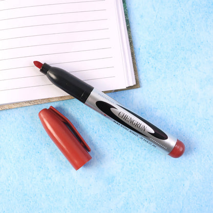 Multi-surface permanent marker pen in maroon color