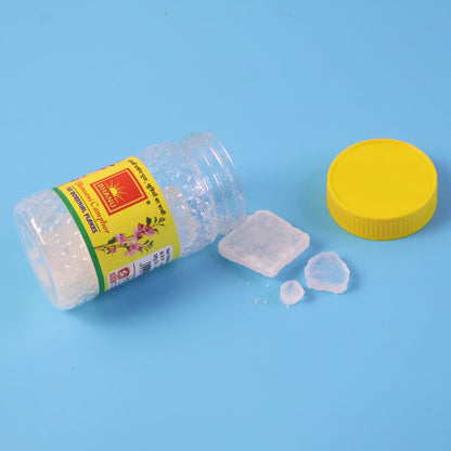 Borneol camphor flakes for clean burning during spiritual rituals