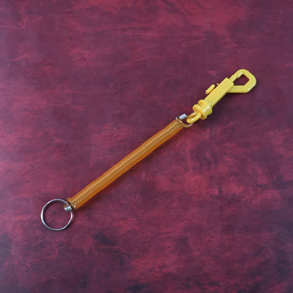 Ret retractable keychain ready for daily use, extending up to 80 cm