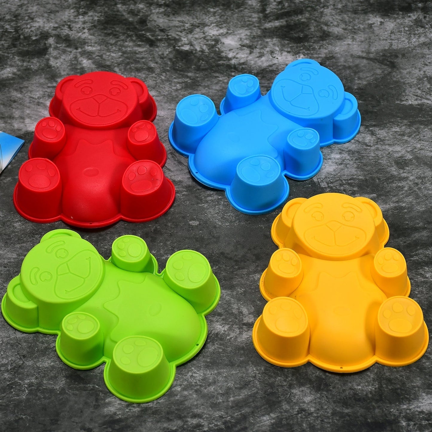 Set of 4 silicone animal moulds for cake and chocolate making