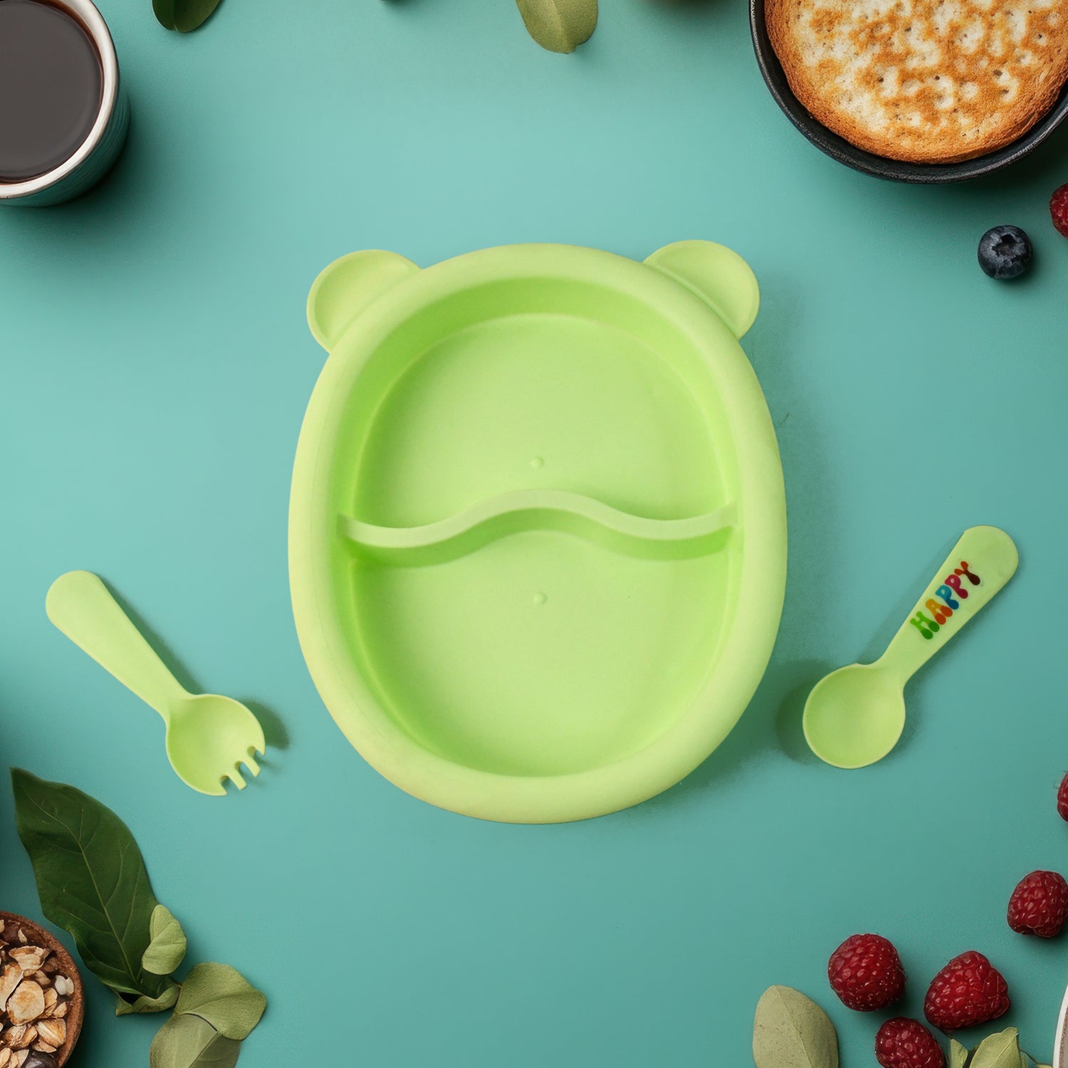 Child-friendly bear-shaped feeding plates and spoons for toddler mealtime