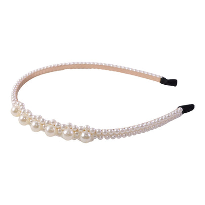 Trendy pearl hairband accessory for women