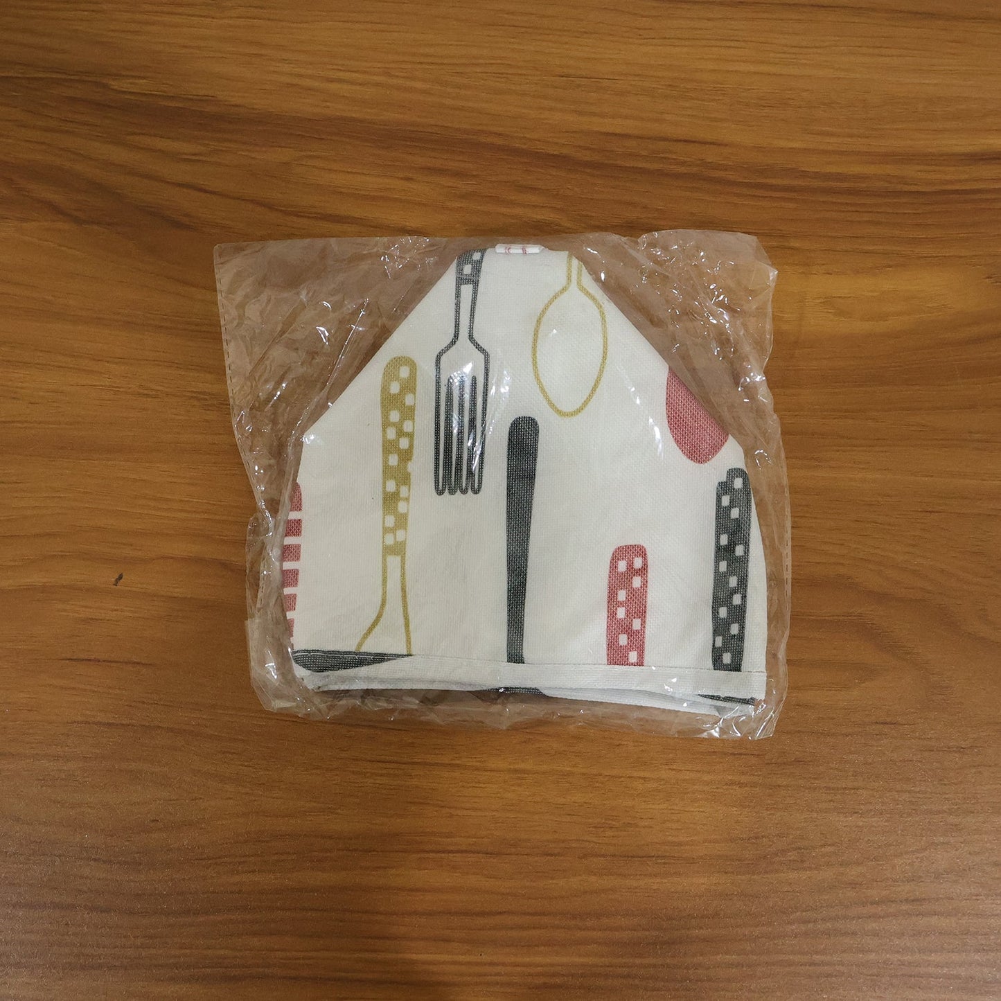 CookAura reusable small size food cover in use during dining