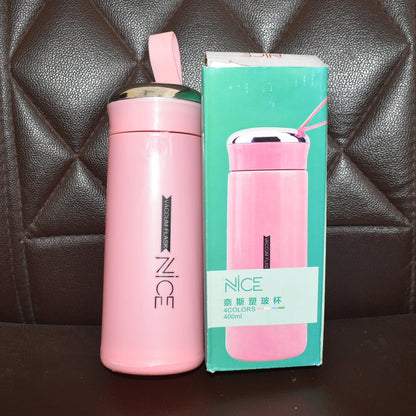 Feature showcase of pink 400ml leakproof glass water bottle