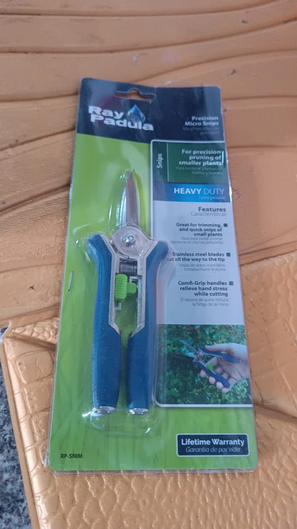 Packaging box of precision micro garden snip pruning scissors