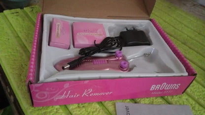 Key benefits of the Velvet Wellness facial hair remover.