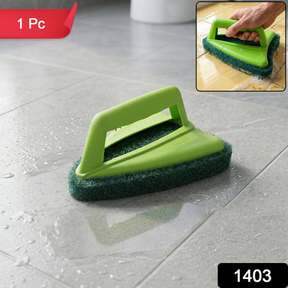 Close-up of the ergonomic handle and abrasive scrubber head for bathroom cleaning.